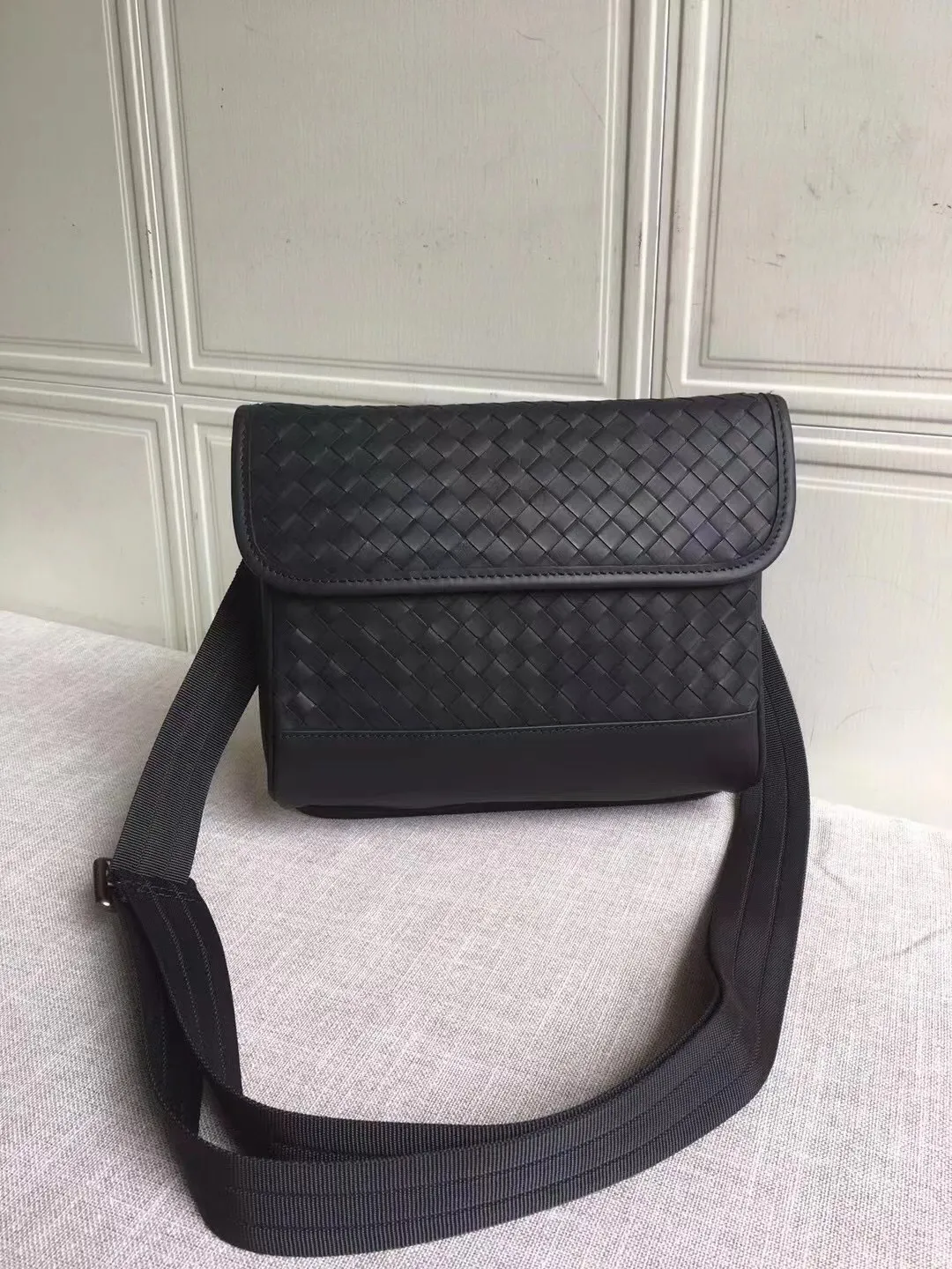 All categories 💚 Top version men’s bags 💚 BV 2024 new BV crossbody bag